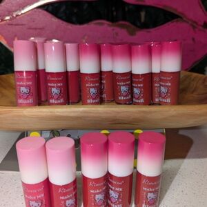 Make ME Blush - Pink and Red Set Of 15